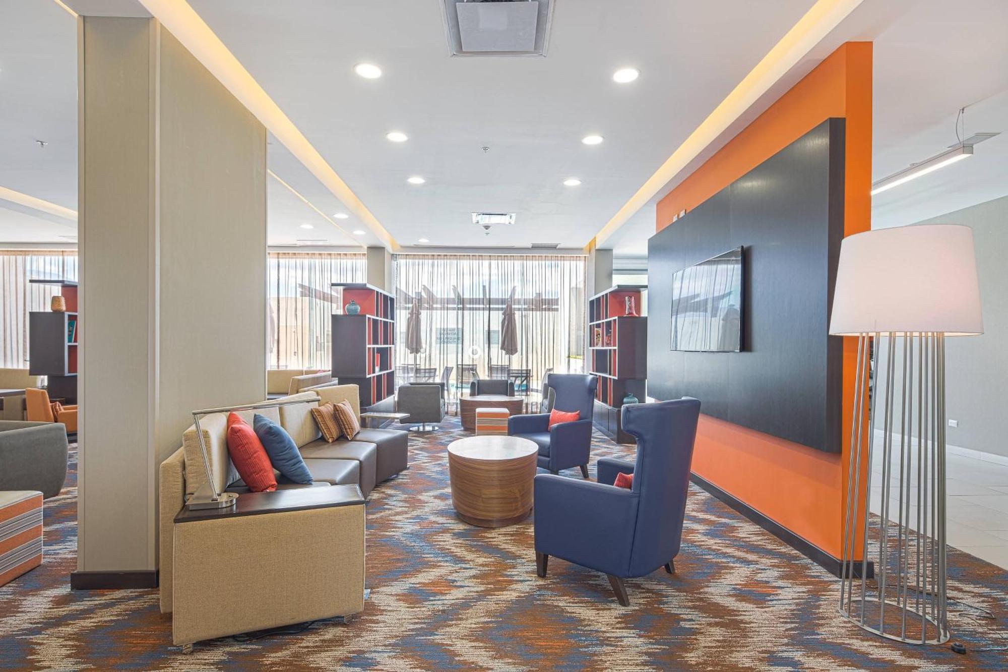 Courtyard By Marriott Saltillo Zewnętrze zdjęcie