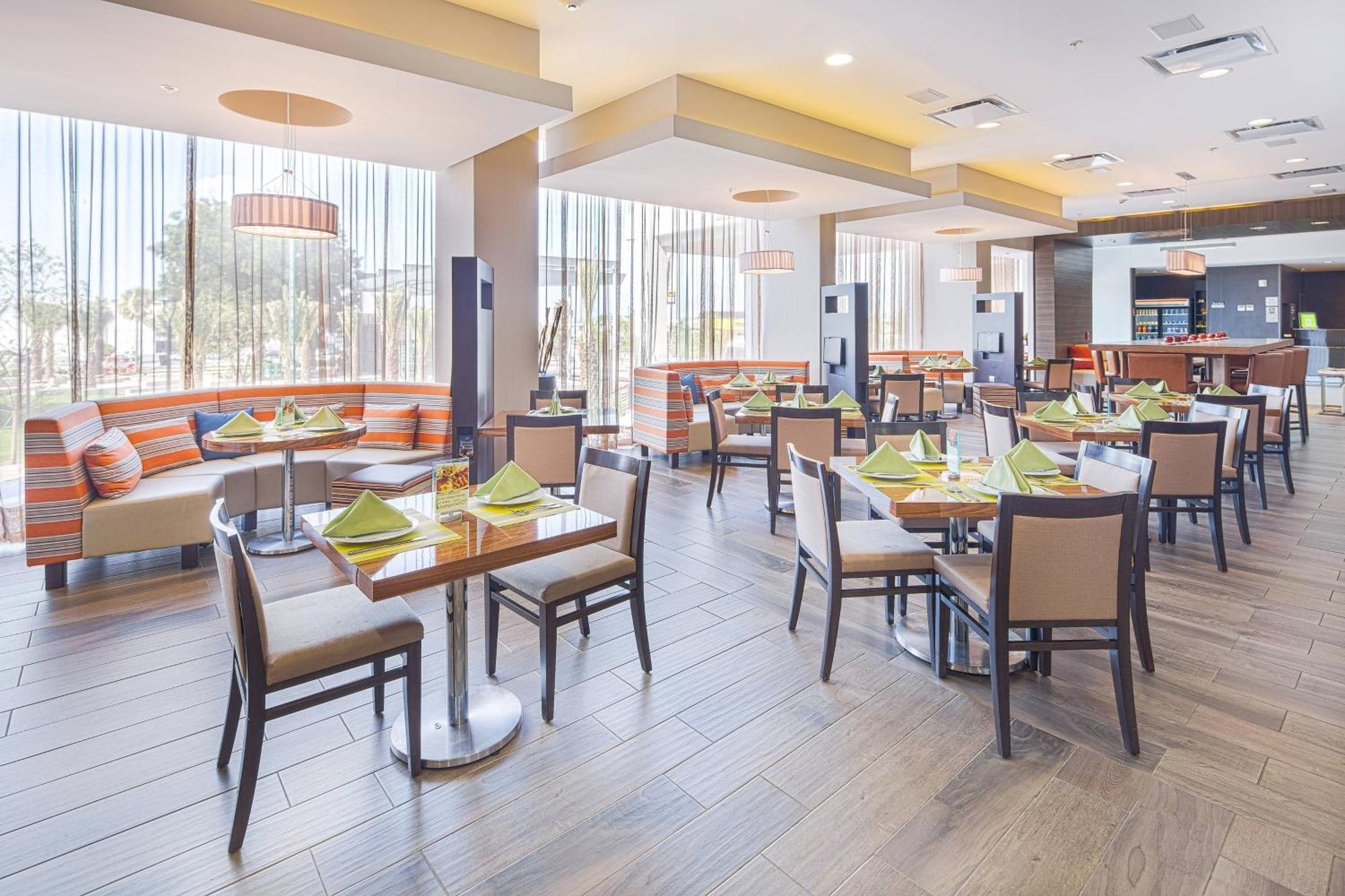 Courtyard By Marriott Saltillo Zewnętrze zdjęcie
