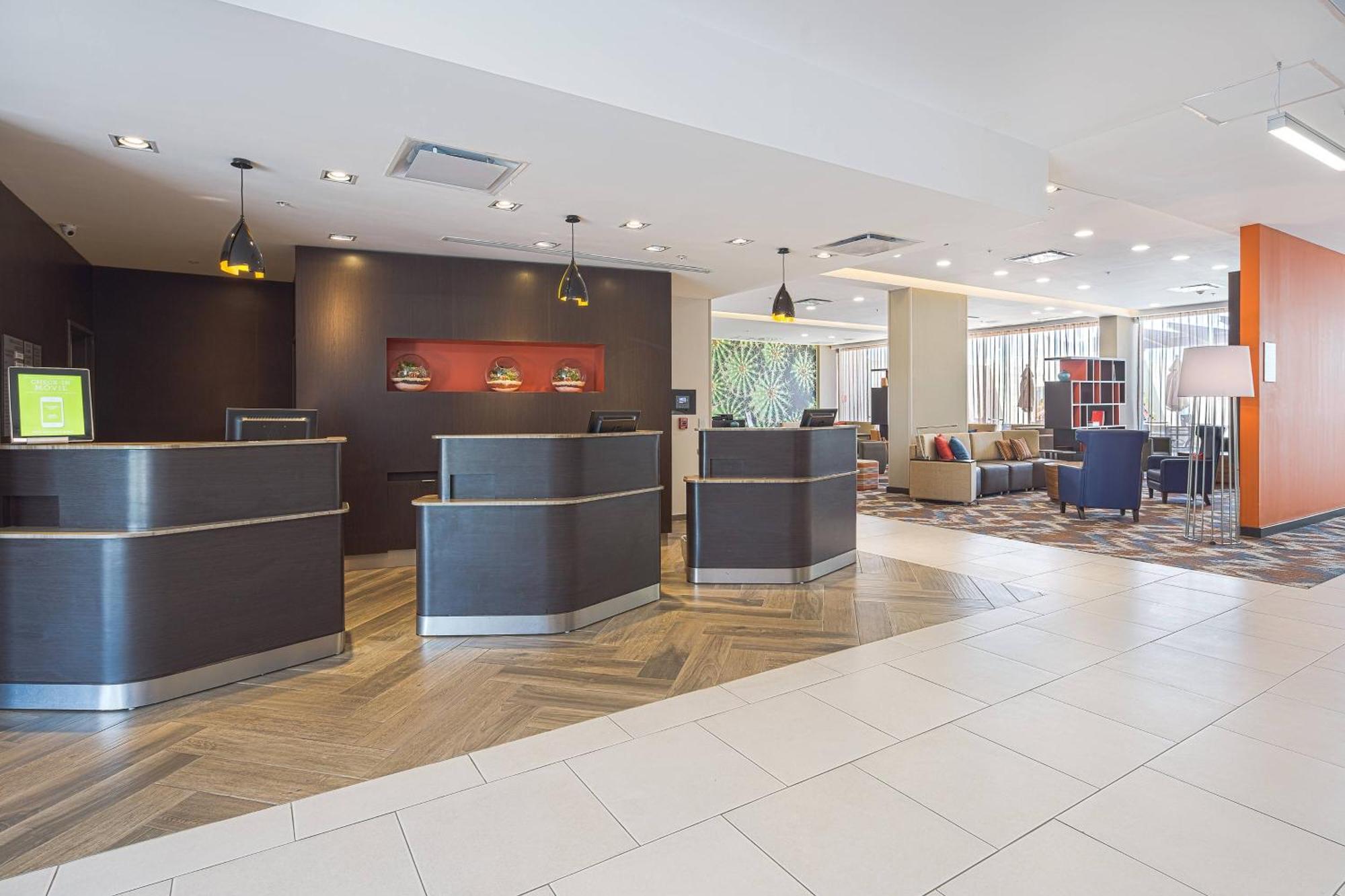 Courtyard By Marriott Saltillo Zewnętrze zdjęcie