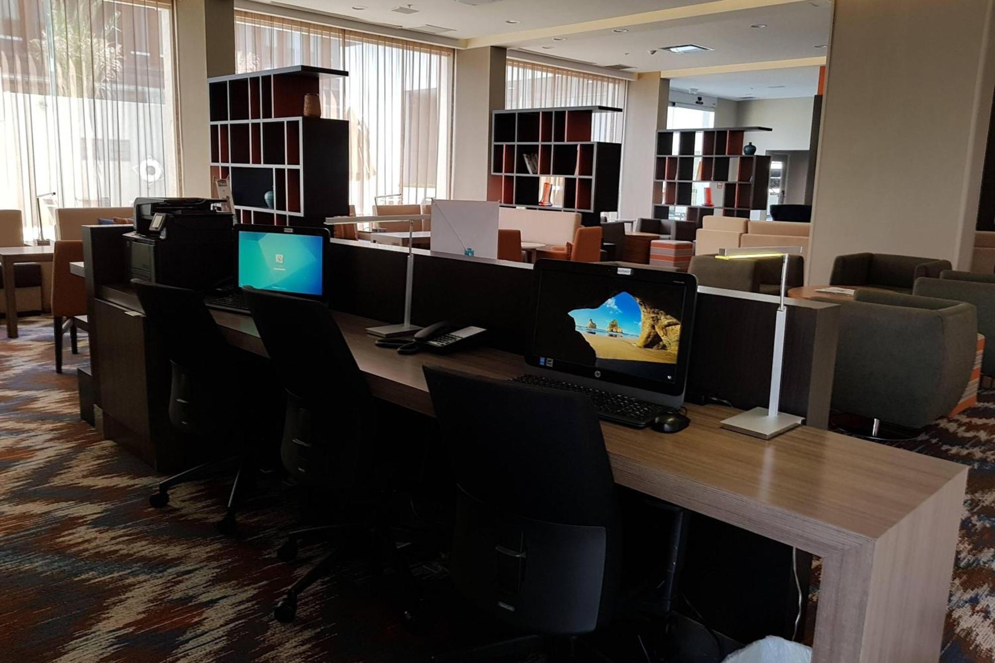 Courtyard By Marriott Saltillo Zewnętrze zdjęcie