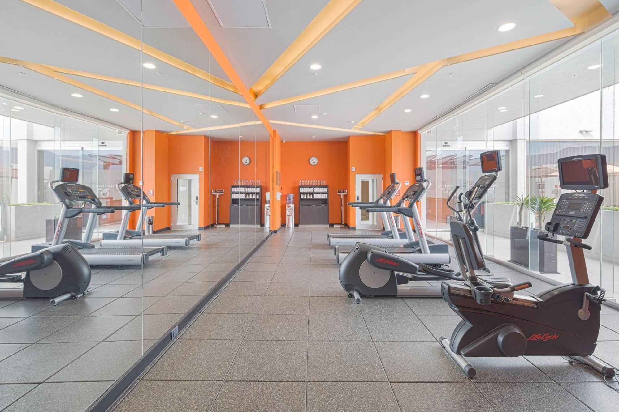 Courtyard By Marriott Saltillo Zewnętrze zdjęcie