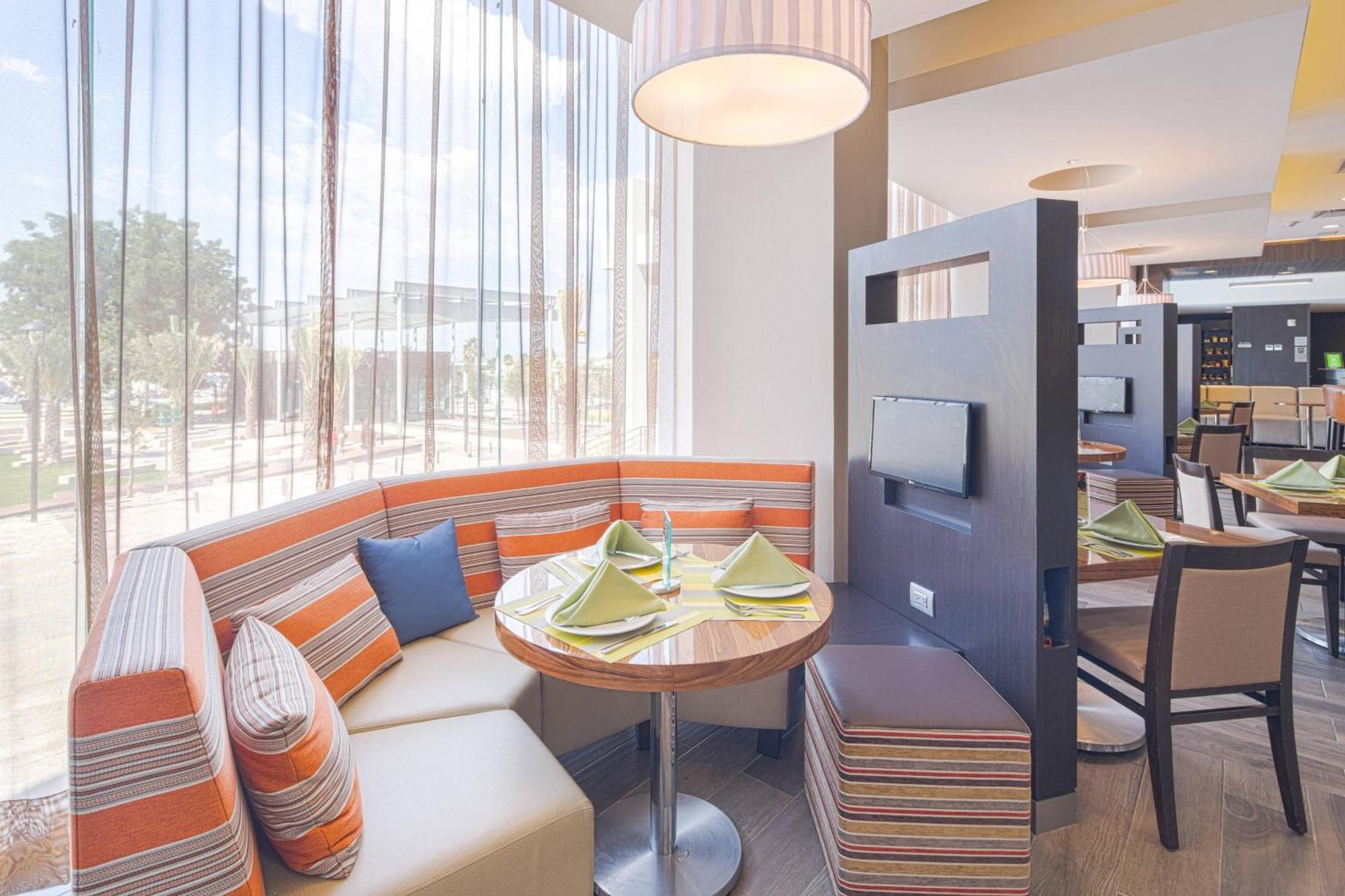 Courtyard By Marriott Saltillo Zewnętrze zdjęcie