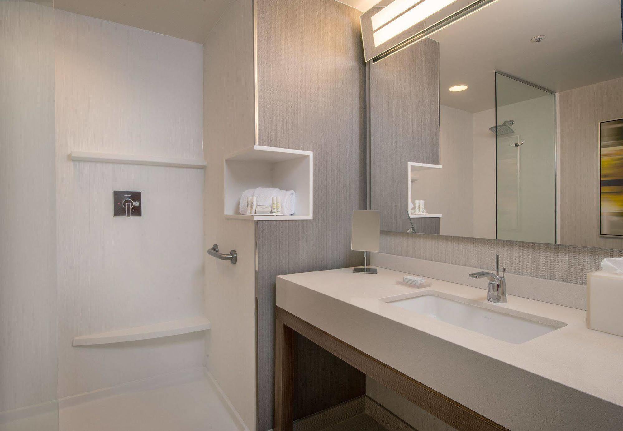 Courtyard By Marriott Saltillo Zewnętrze zdjęcie